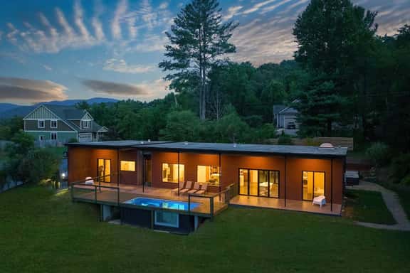 Modern, Glass Bungalow. BEST views in Asheville! - Image 1
