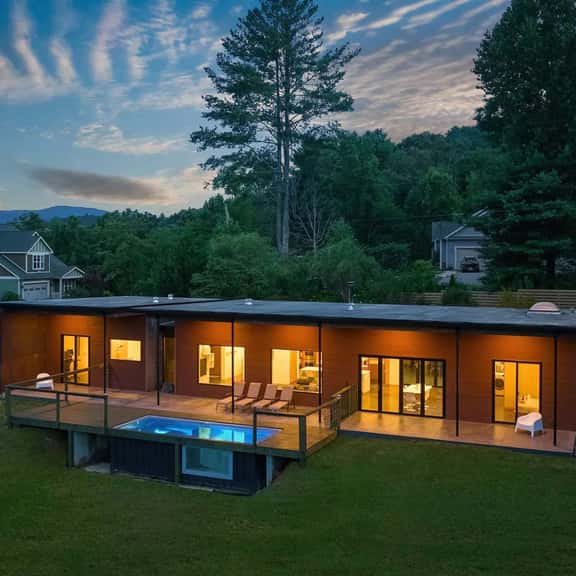 Modern, Glass Bungalow. BEST views in Asheville! - Image 1