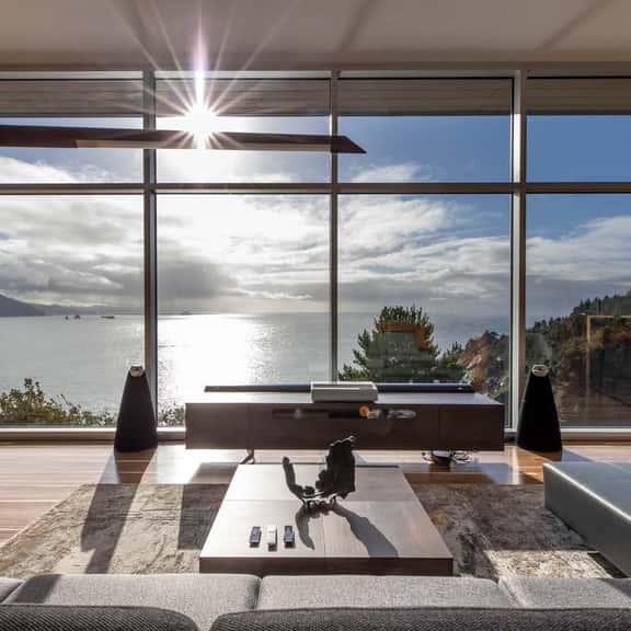 Modern Glass House w/ Unreal Ocean Views, Hot Tub - Image 1