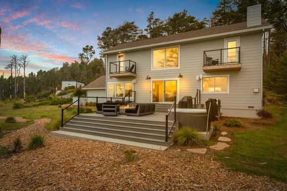 5 Acre Oceanfront Home w/ Gym, Sauna and Hot Tub - Test - Image 3